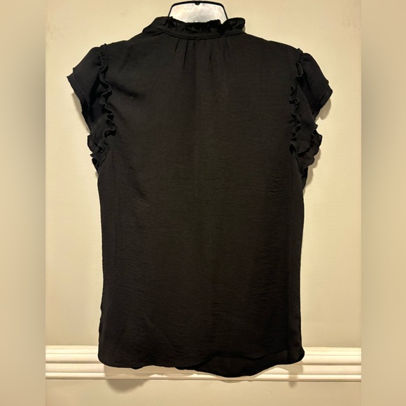 Women's Black Ruffly Short Sleeve - Size Small Worm 1x Excellent condition - Picture 6 of 9